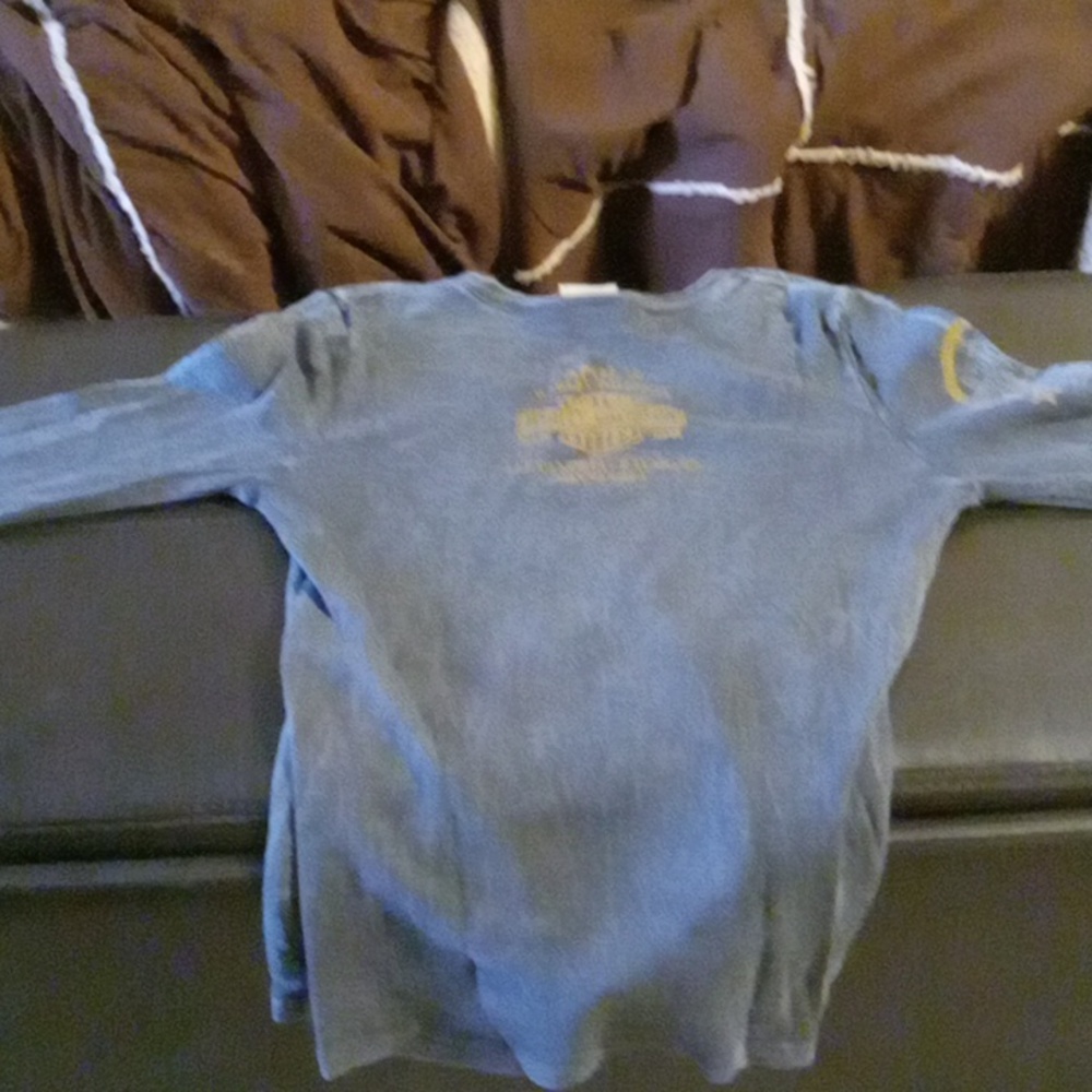 Shirt - Picture 8 of 8
